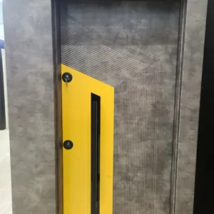 Входна врата 11